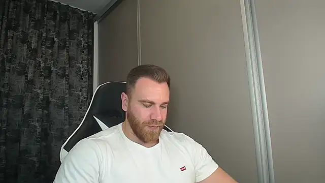 Thori92 online show from 12, 11, 2025