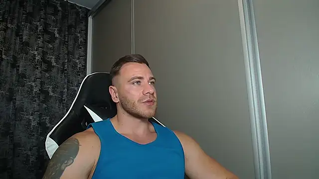 Snapshot of Thori92 chatting on 1, 8, 2026 Thori92 online show from 1, 8, 2026