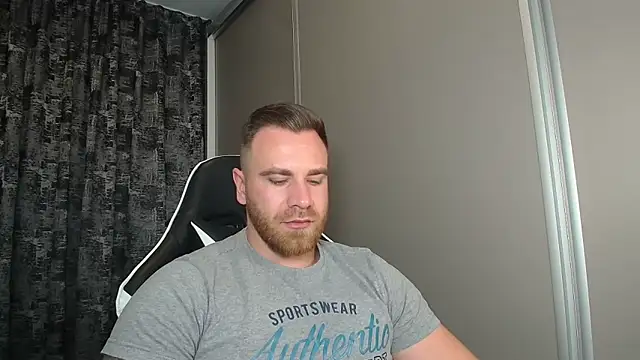 Thori92 online show from 4, 11, 2025