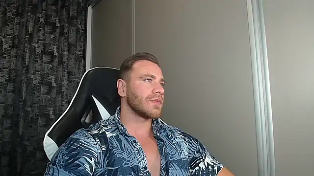 Snapshot of Thori92 chatting on 12, 7, 2026 Thori92 online show from 12, 7, 2026
