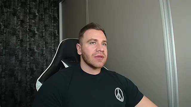 Thori92 online show from 4, 3, 2026