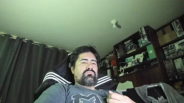 Snapshot of VonDoomdelToro chatting on 15, 6, 2026 VonDoomdelToro online show from 15, 6, 2026