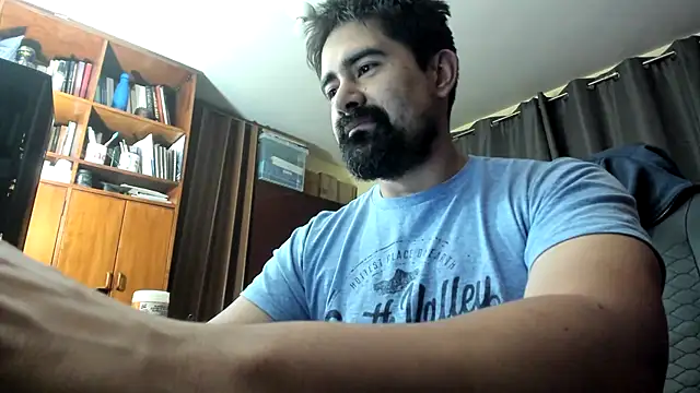 VonDoomdelToro online show from 8, 12, 2024