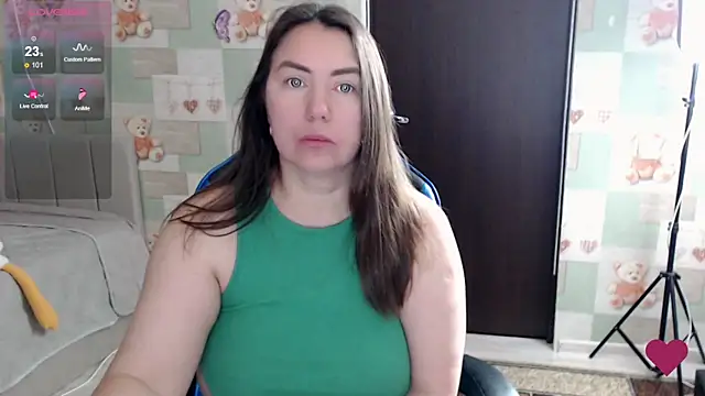 Snapshot of Korolek12 chatting on 1, 6, 2026 Korolek12 online show from 1, 6, 2026
