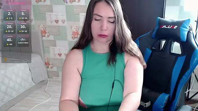 Snapshot of Korolek12 chatting on 6, 7, 2026 Korolek12 online show from 6, 7, 2026