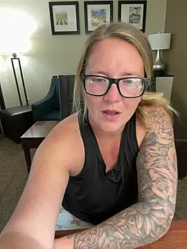 Lizzyloo online show from 19, 2, 2026