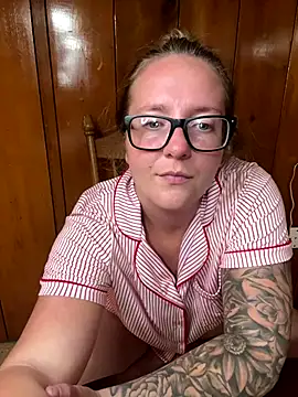 Lizzyloo online show from 22, 10, 2025