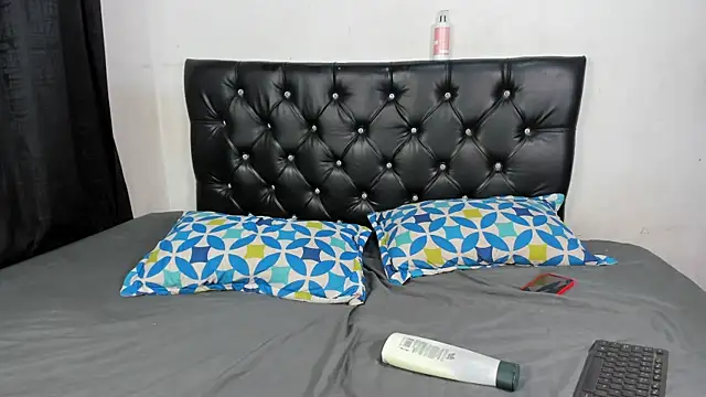 meelisaa online show from 10, 4, 2026