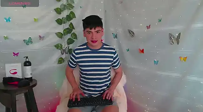 Jhonny horny1 online show from 9, 3, 2025