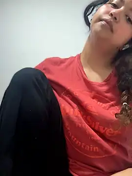 Peach Girll online show from 3, 6, 2026