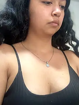 Peach Girll online show from 16, 6, 2026
