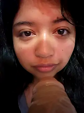 Snapshot of Peach_Girll chatting on 20, 10, 2025 Peach Girll online show from 20, 10, 2025