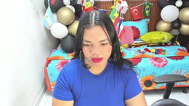 Snapshot of Cloe_35 chatting on 4, 7, 2026 Cloe 35 online show from 4, 7, 2026