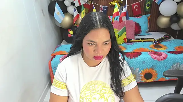 Snapshot of Cloe_35 chatting on 1, 7, 2026 Cloe 35 online show from 1, 7, 2026