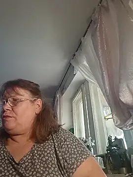 Mirra Key online show from 15, 3, 2026