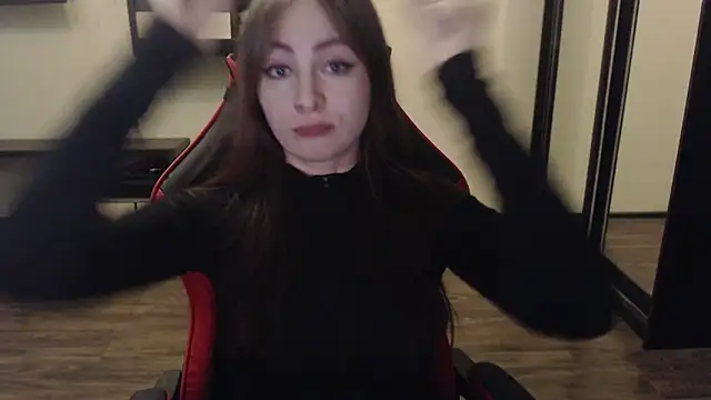 Laralianna online show from 9, 1, 2025
