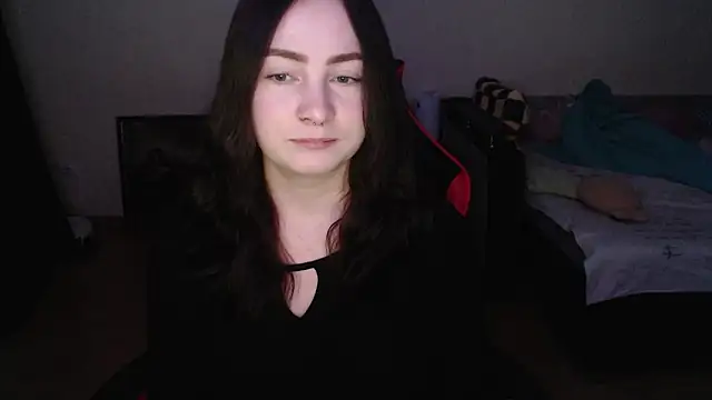 Laralianna online show from 4, 3, 2026