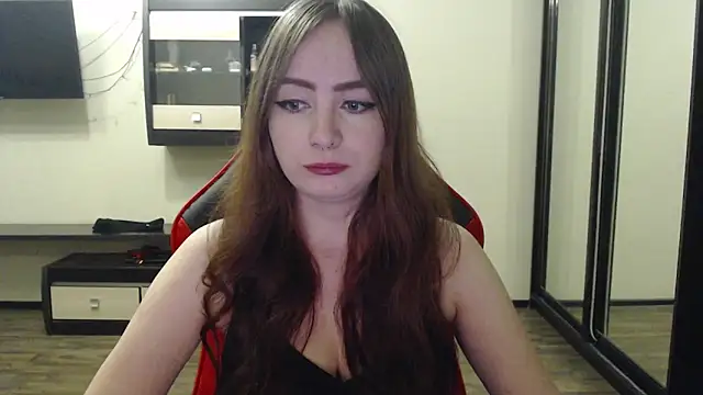 Laralianna online show from 17, 2, 2025
