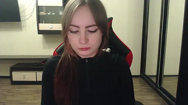Laralianna online show from 20, 2, 2025