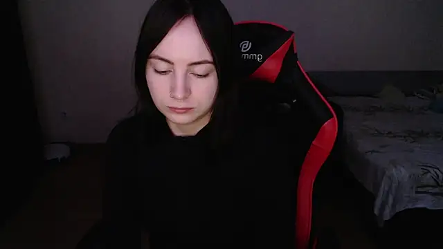 Laralianna online show from 3, 11, 2025