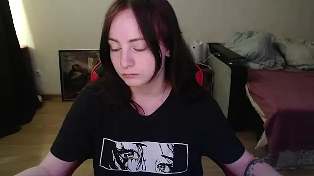 Snapshot of Laralianna chatting on 20, 5, 2026 Laralianna online show from 20, 5, 2026