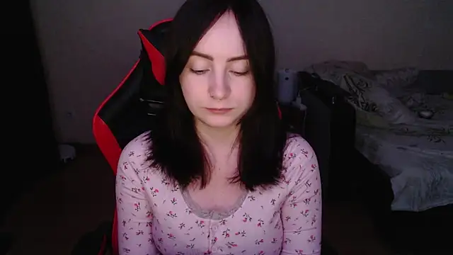 Laralianna online show from 1, 11, 2025