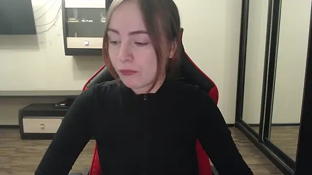 Laralianna online show from 7, 2, 2025
