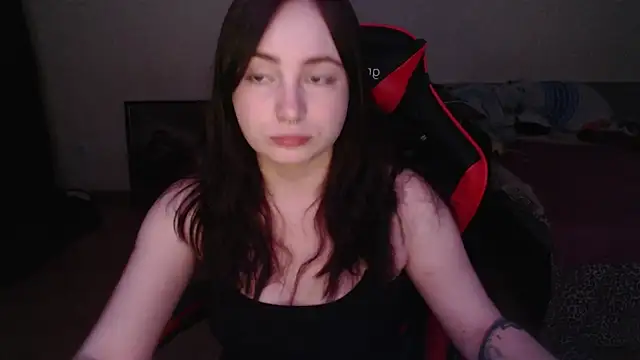 Laralianna online show from 1, 4, 2026