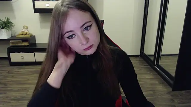 Laralianna online show from 12, 9, 2025