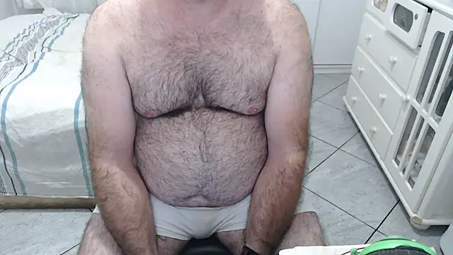 MysterBearMG online show from 3, 3, 2026