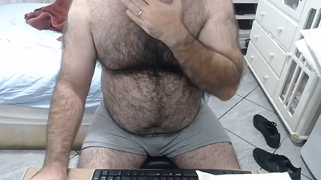 Snapshot of MysterBearMG chatting on 17, 6, 2026 MysterBearMG online show from 17, 6, 2026