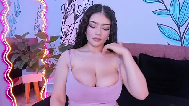 Sweet Ariadna  online show from 16, 3, 2025