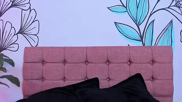 Sweet Ariadna  online show from 26, 2, 2025