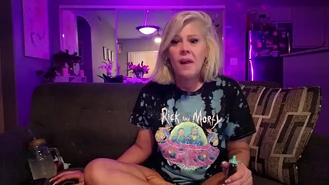 Lexi Shocker online show from 10, 2, 2026