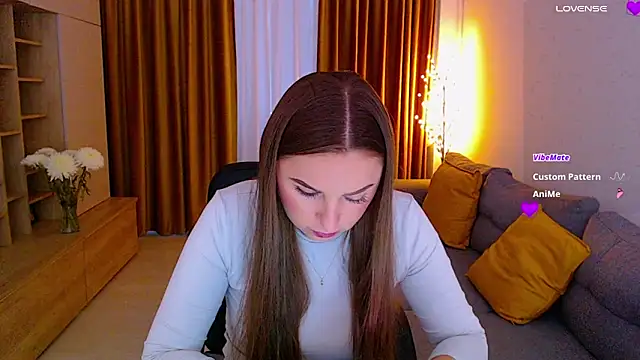  Mia Adams online show from 25, 10, 2025