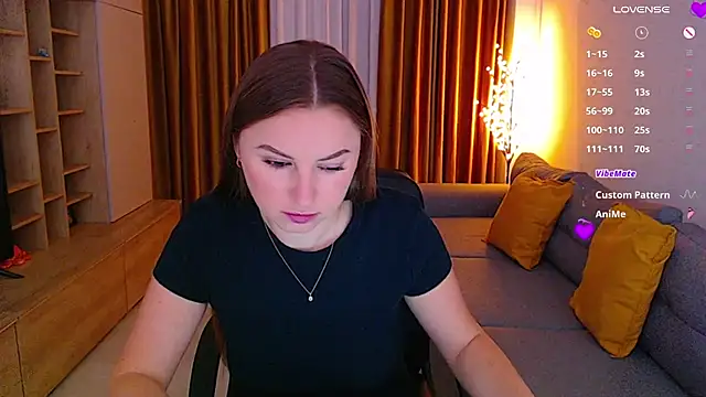  Mia Adams online show from 8, 11, 2025