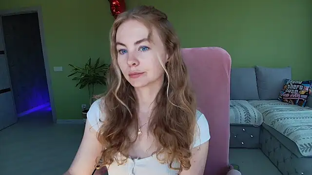 Snapshot of Cuddle_Cat chatting on 10, 6, 2026 Cuddle Cat online show from 10, 6, 2026