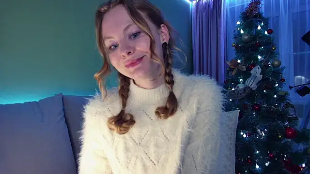Snapshot of Cuddle_Cat chatting on 8, 1, 2025 Cuddle Cat online show from 8, 1, 2025
