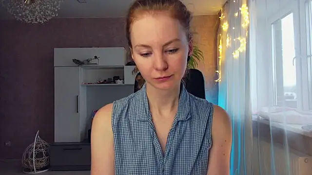 Snapshot of Cuddle_Cat chatting on 12, 2, 2025 Cuddle Cat online show from 12, 2, 2025