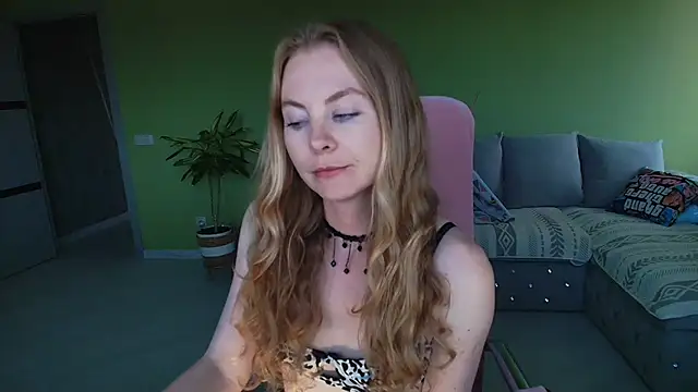 Snapshot of Cuddle_Cat chatting on 1, 7, 2026 Cuddle Cat online show from 1, 7, 2026