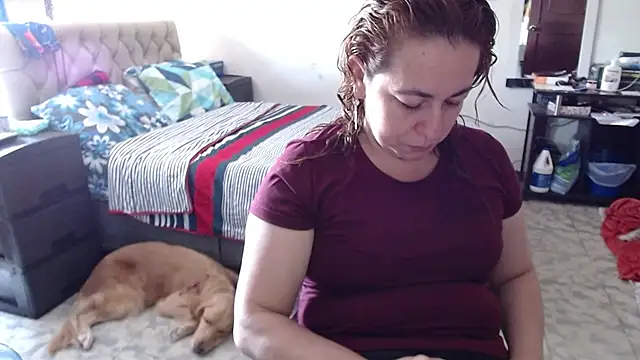 Barbiegomez online show from 5, 2, 2026