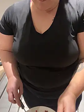 sweeti Em online show from 20, 3, 2026