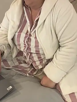 sweeti Em online show from 15, 1, 2026