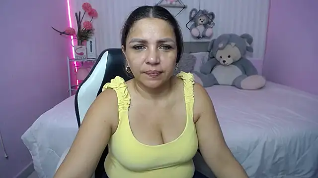 cum bigass online show from 20, 3, 2026