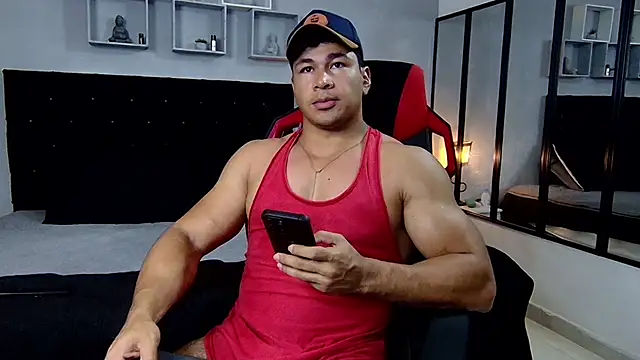 Snapshot of tyler_hank01 chatting on 27, 1, 2025 tyler hank01 online show from 27, 1, 2025