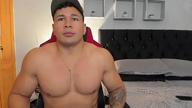 tyler hank01 online show from 29, 4, 2026
