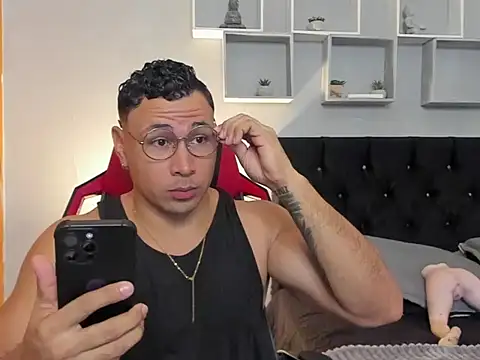 tyler hank01 online show from 16, 4, 2026