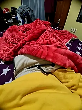 Snapshot of LuxxFin chatting on 19, 3, 2025 LuxxFin online show from 19, 3, 2025