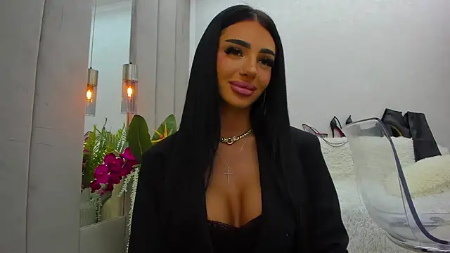 Britney Charm  online show from 2, 4, 2026