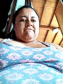 Snapshot of Monseratte21 chatting on 2, 2, 2025 Monseratte21 online show from 2, 2, 2025